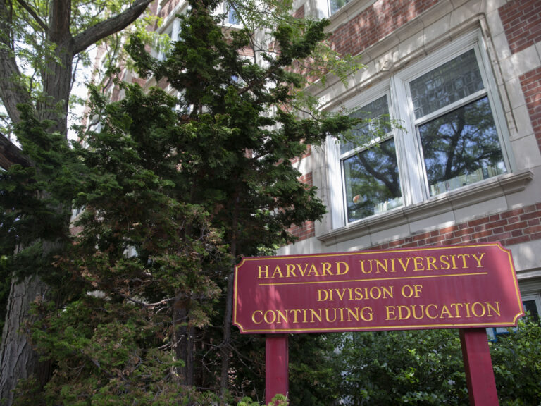 A sign that says Harvard Extension School